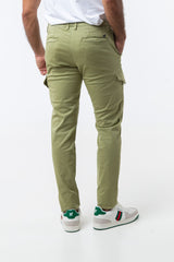 Pantalón Cargo Slim Khaki