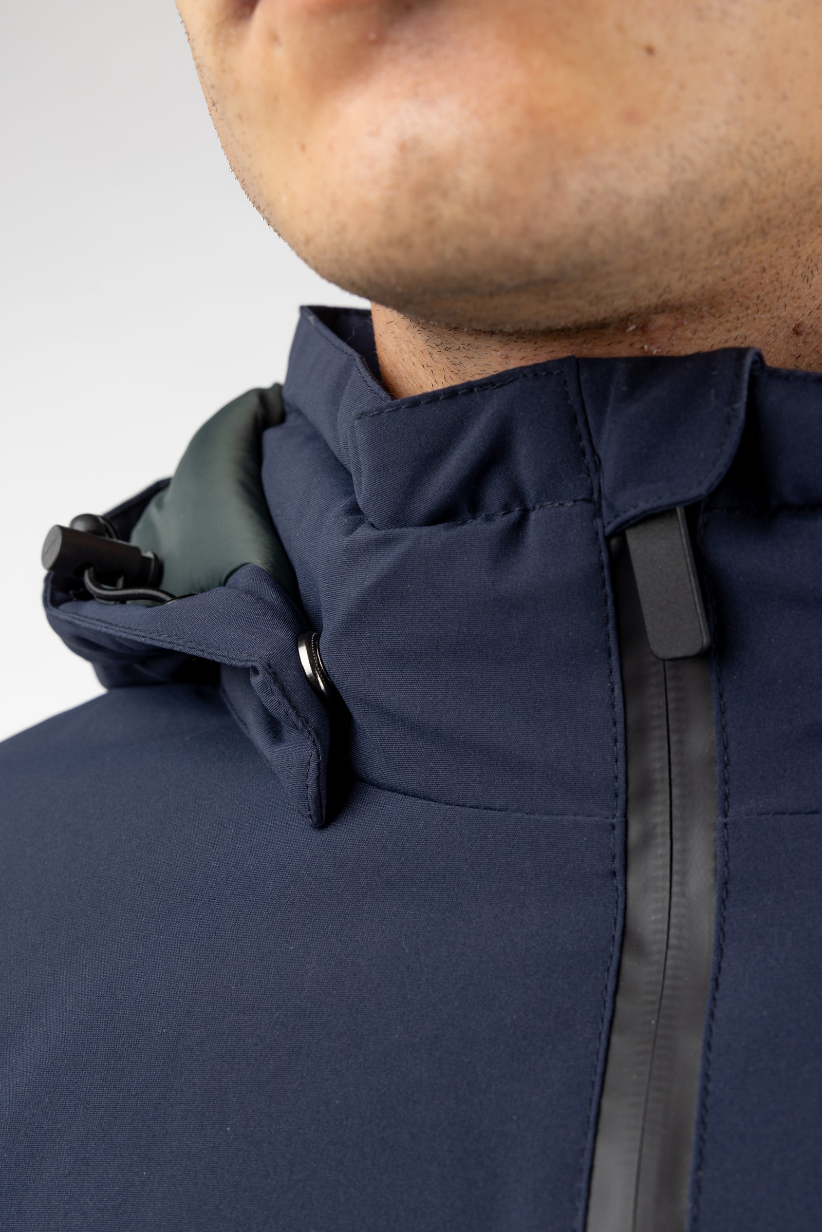 Cazadora Técnica Capucha Desmontable Marino
