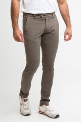 Pantalón Chino Taupe