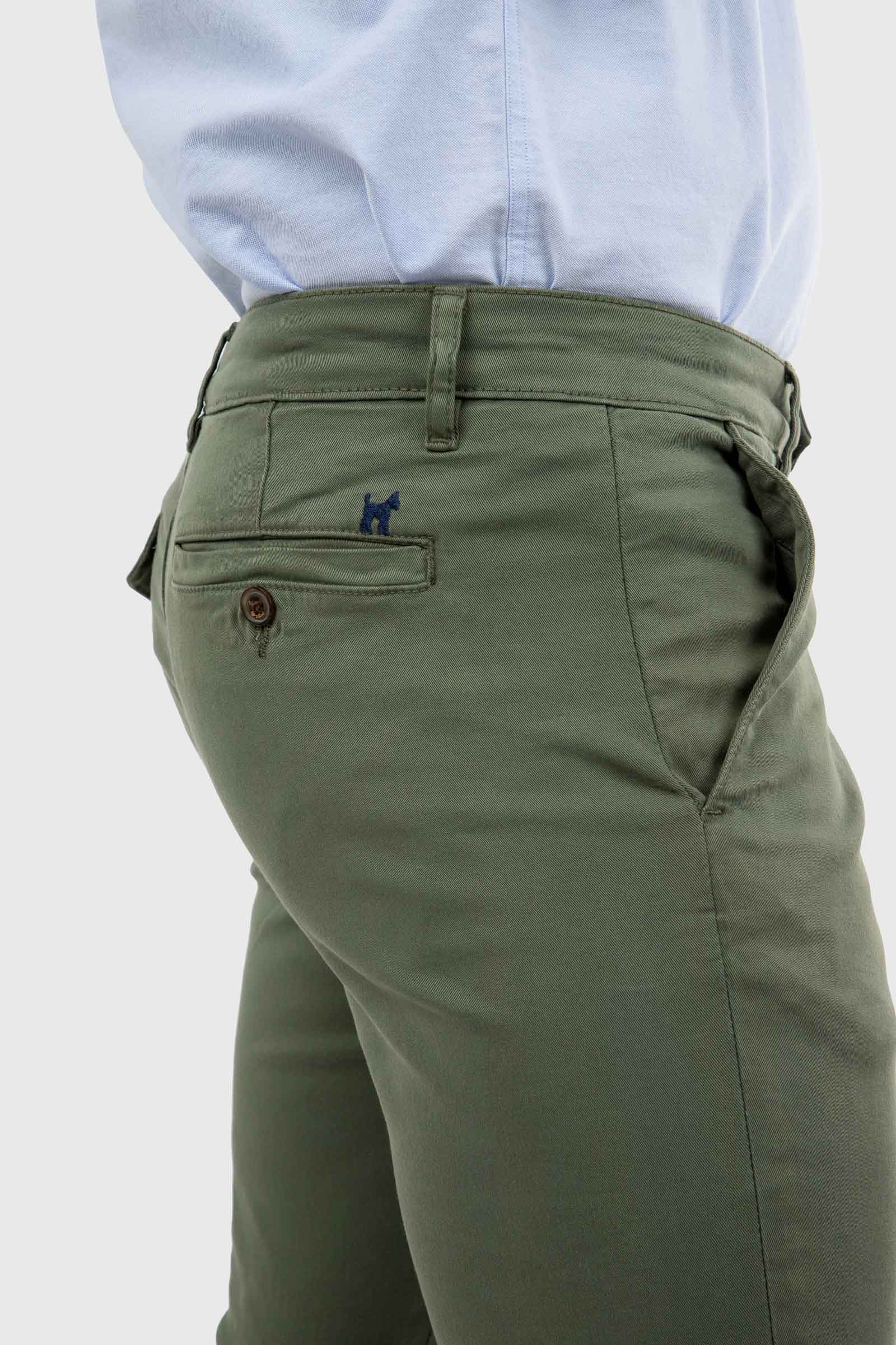 Pantalón Chino Slim Khaki