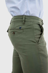 Pantalón Chino Slim Khaki