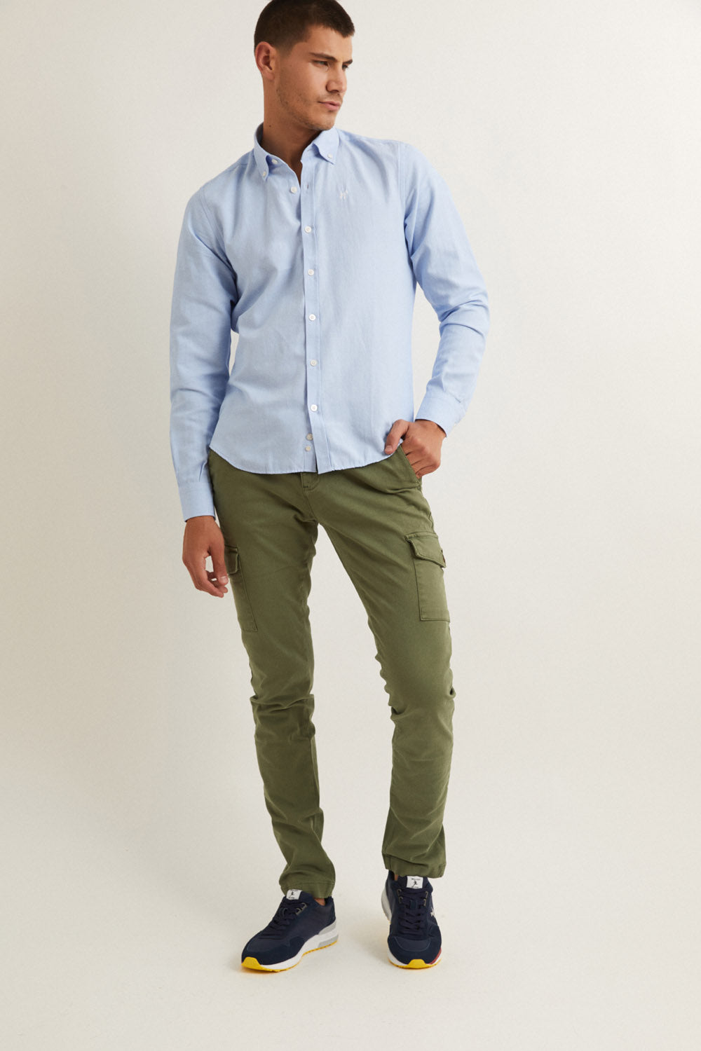 Pantalón Cargo Khaki