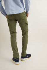 Pantalón Cargo Khaki