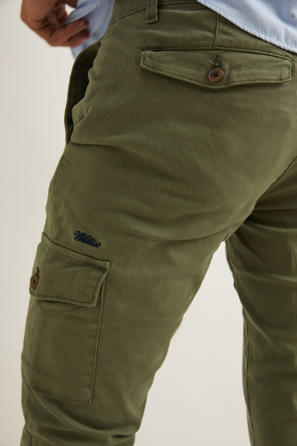 Pantalón Cargo Khaki