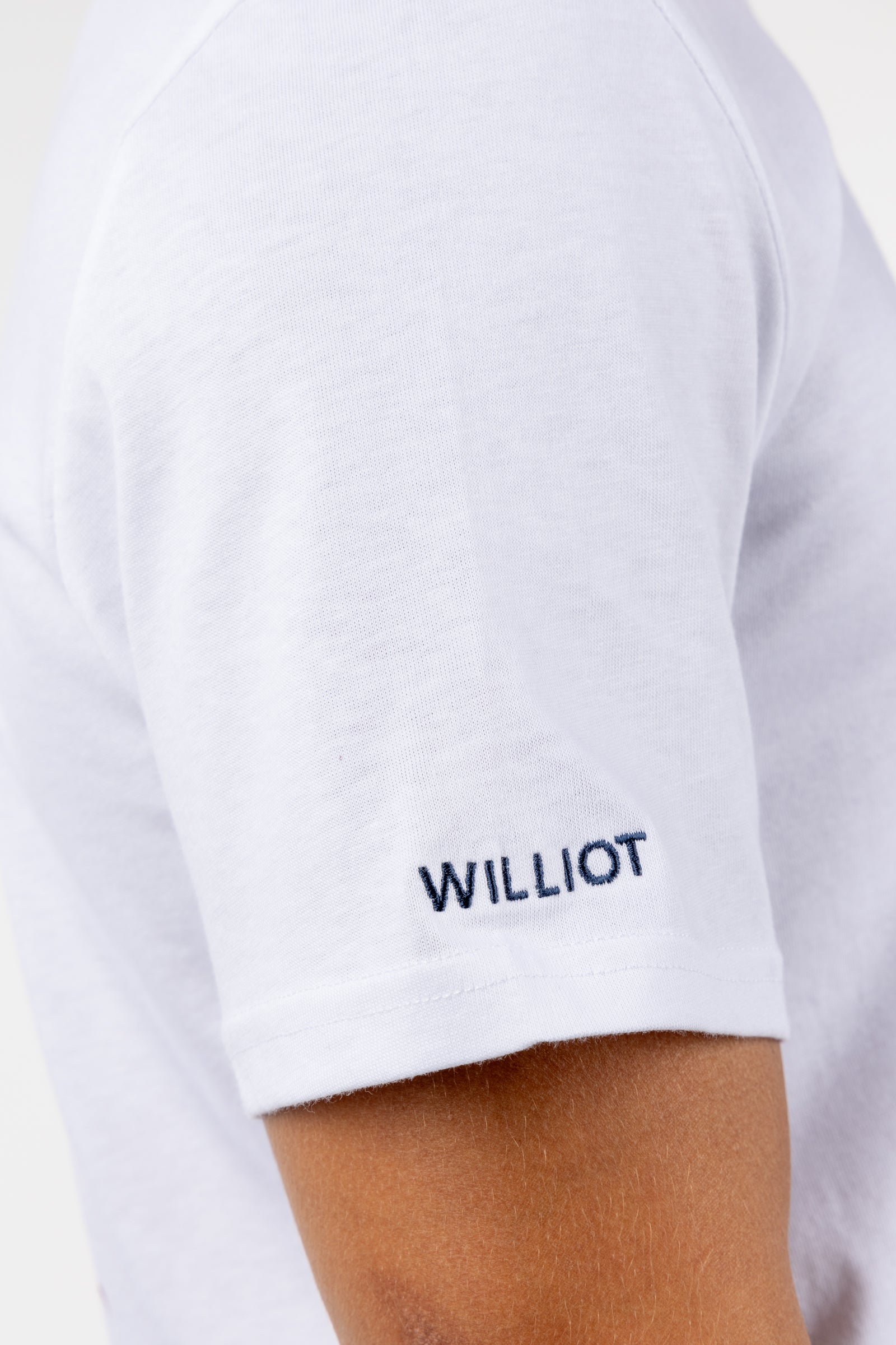Camiseta Diseño Williot Espalda Crema