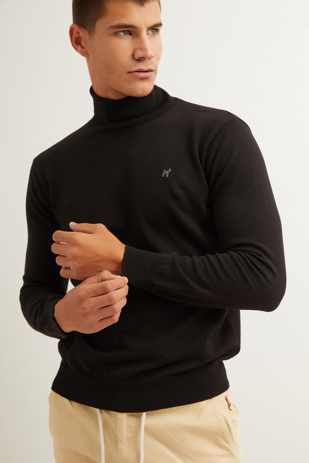 Jersey Cuello Vuelto Negro