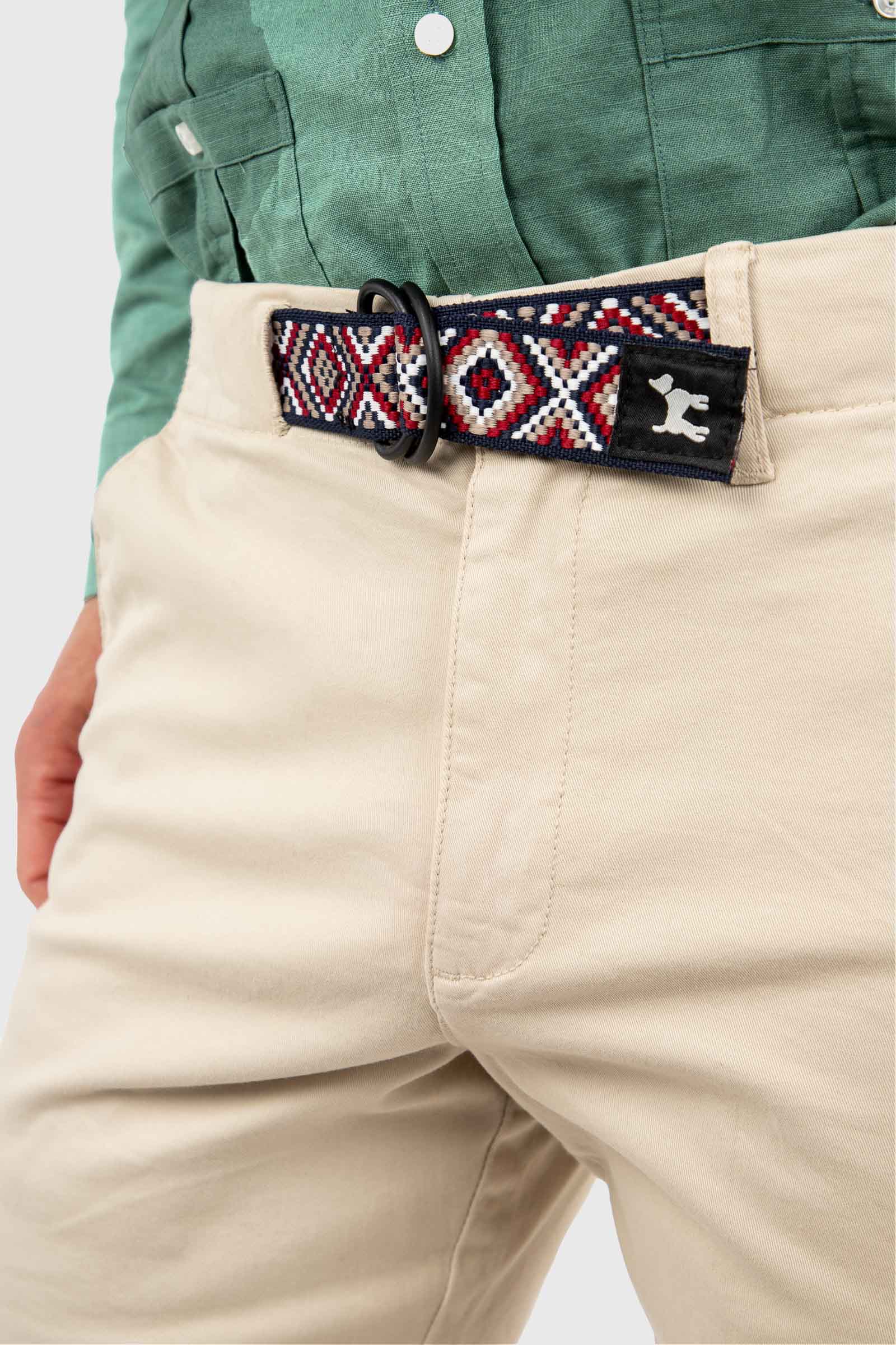 Bermuda Beige Con Cinturón Étnico