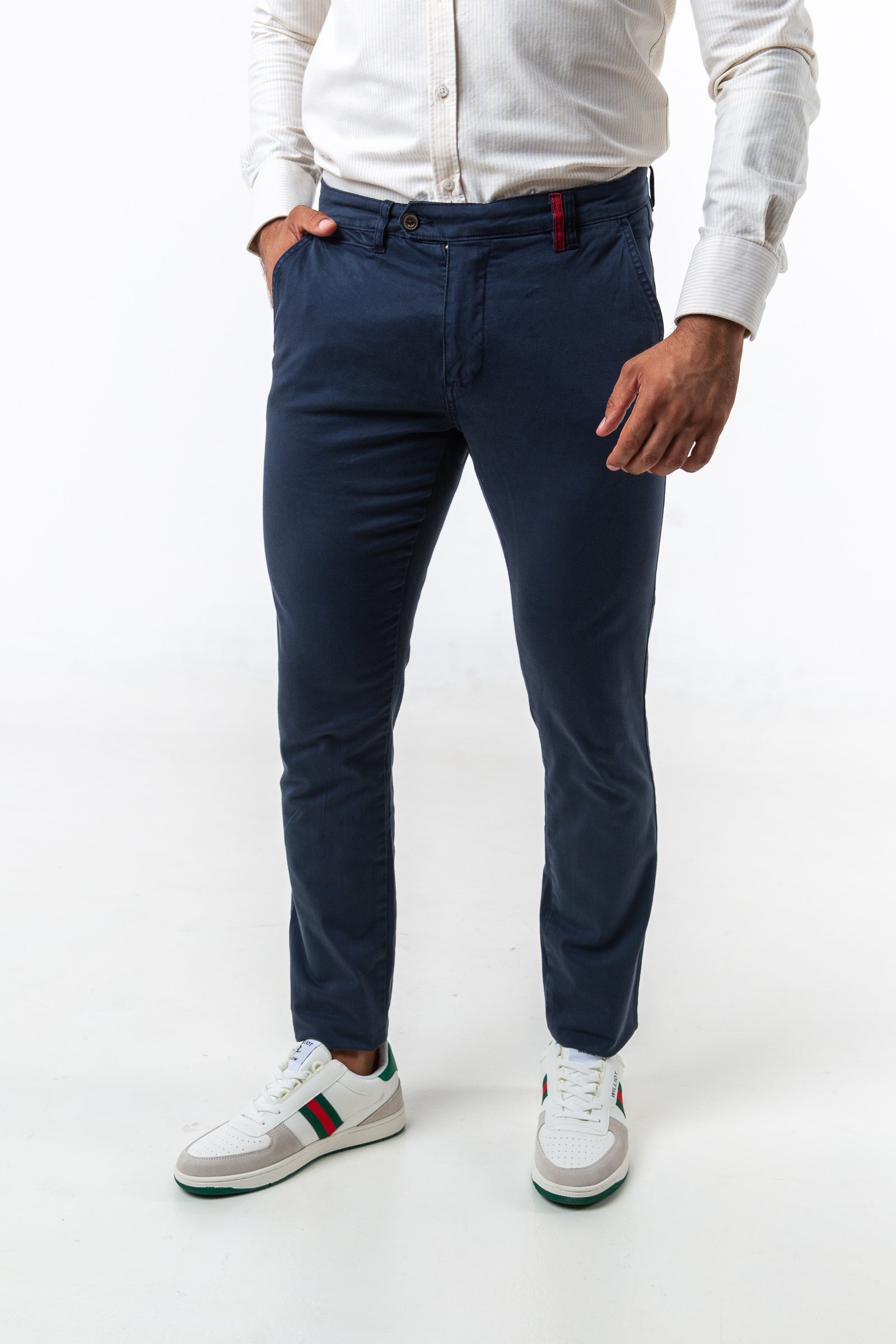 Pantalón Chino Slim Marino