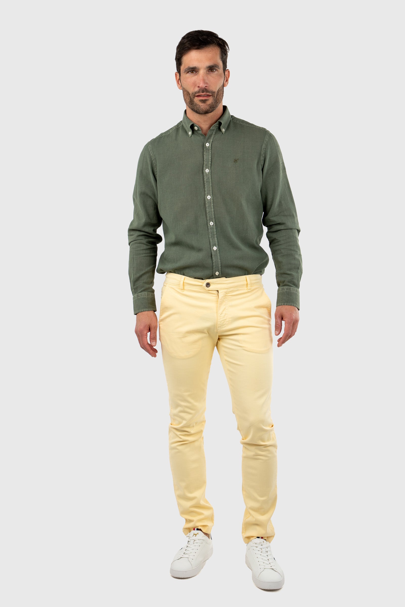 Pantalón Chino Slim Amarillo Pastel