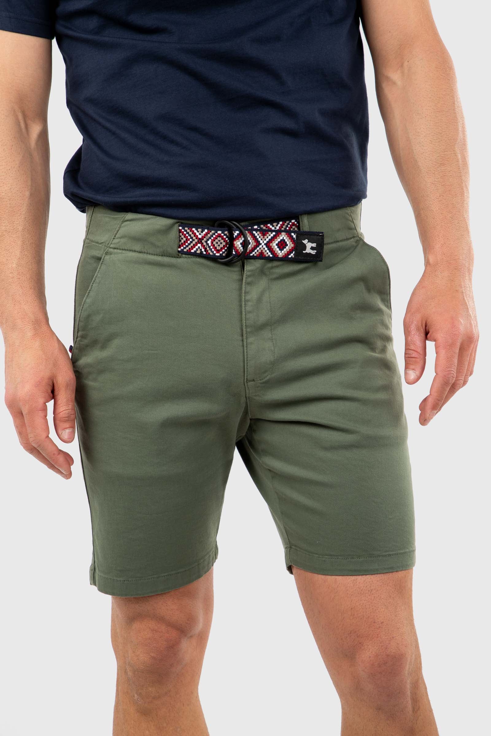 Bermuda Verde Khaki Con Cinturón Étnico