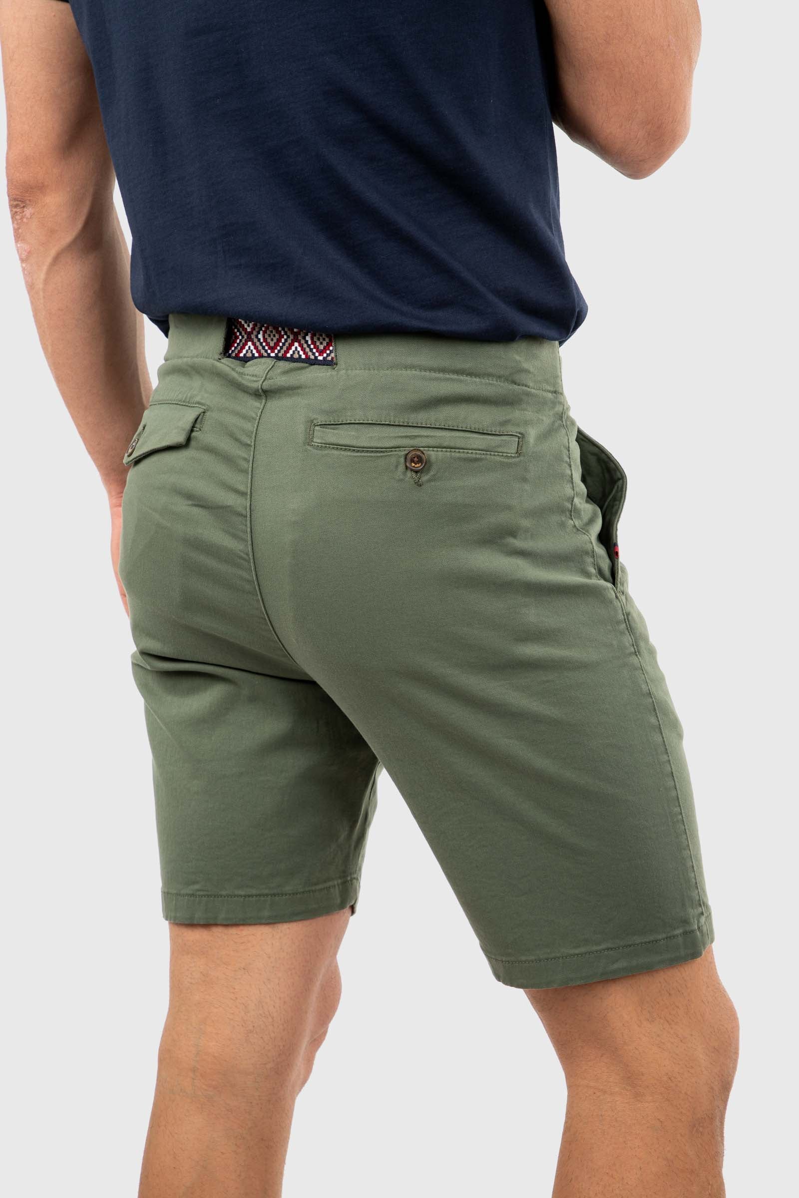 Bermuda Verde Khaki Con Cinturón Étnico