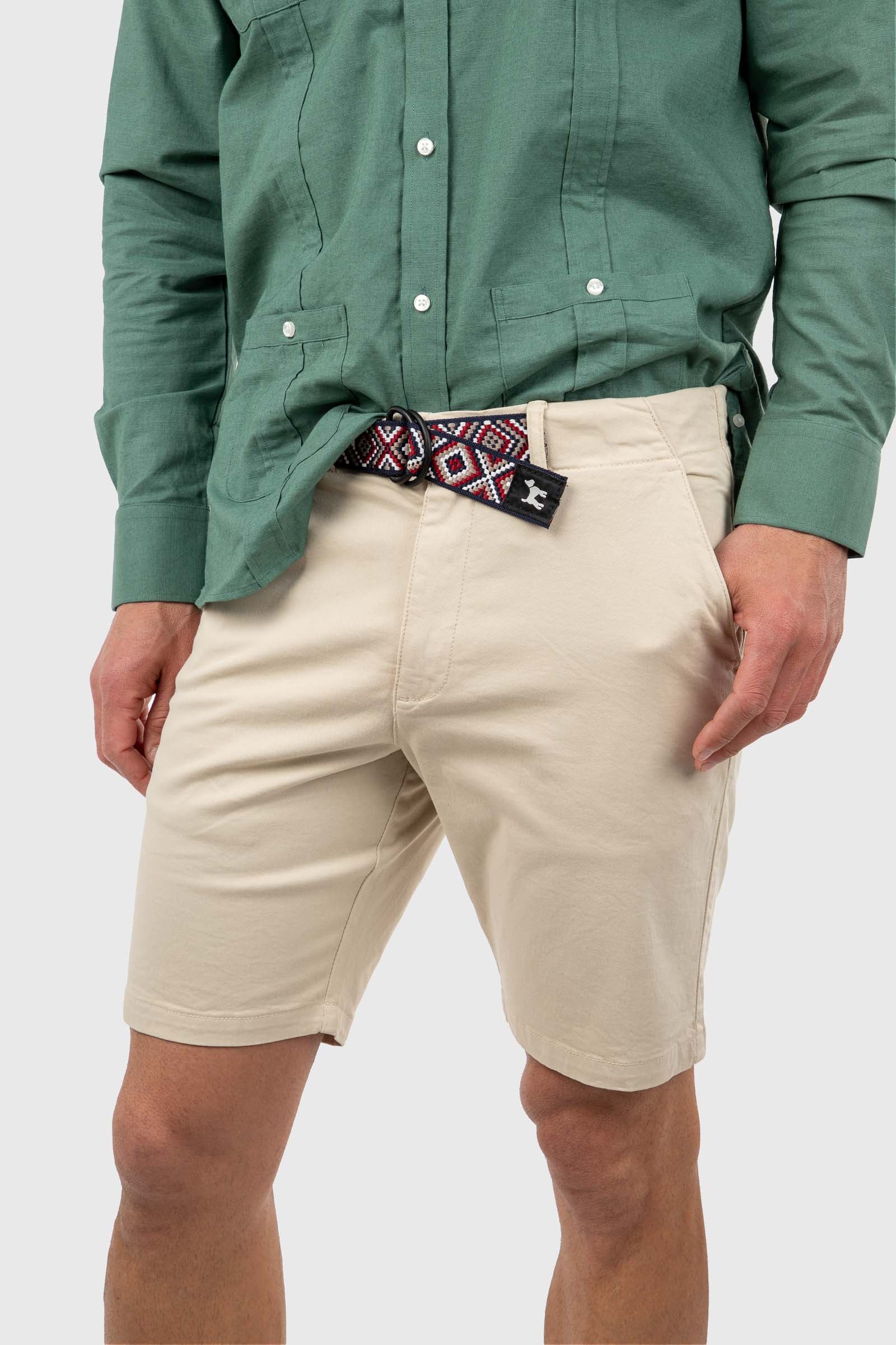 Bermuda Beige Con Cinturón Étnico