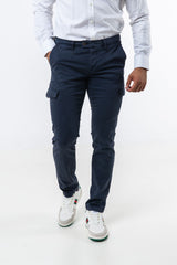 Pantalón Cargo Slim Marino