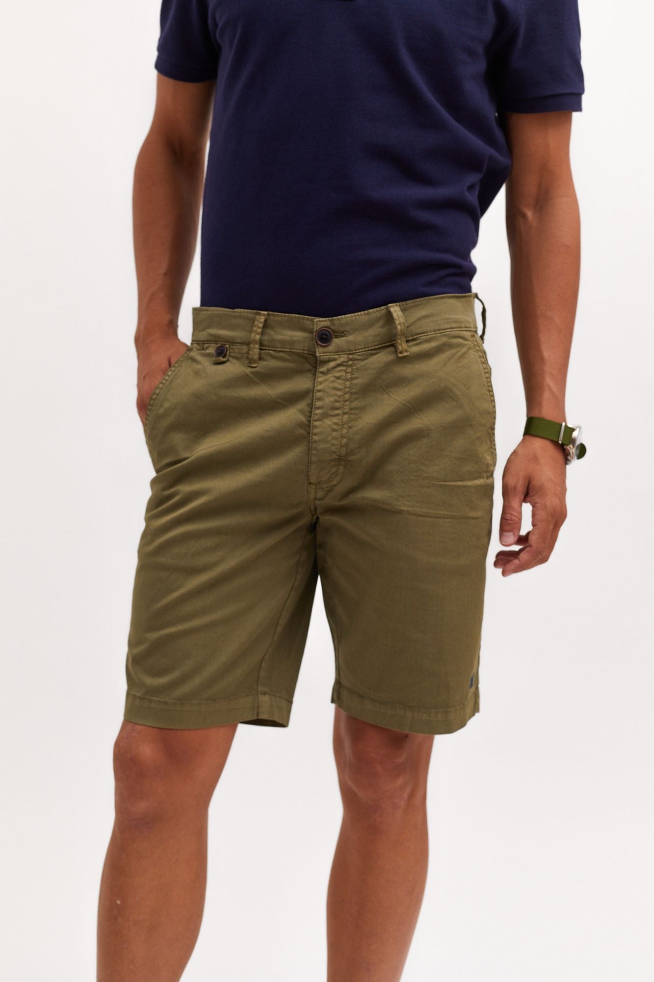 Bermuda Chino Kaki