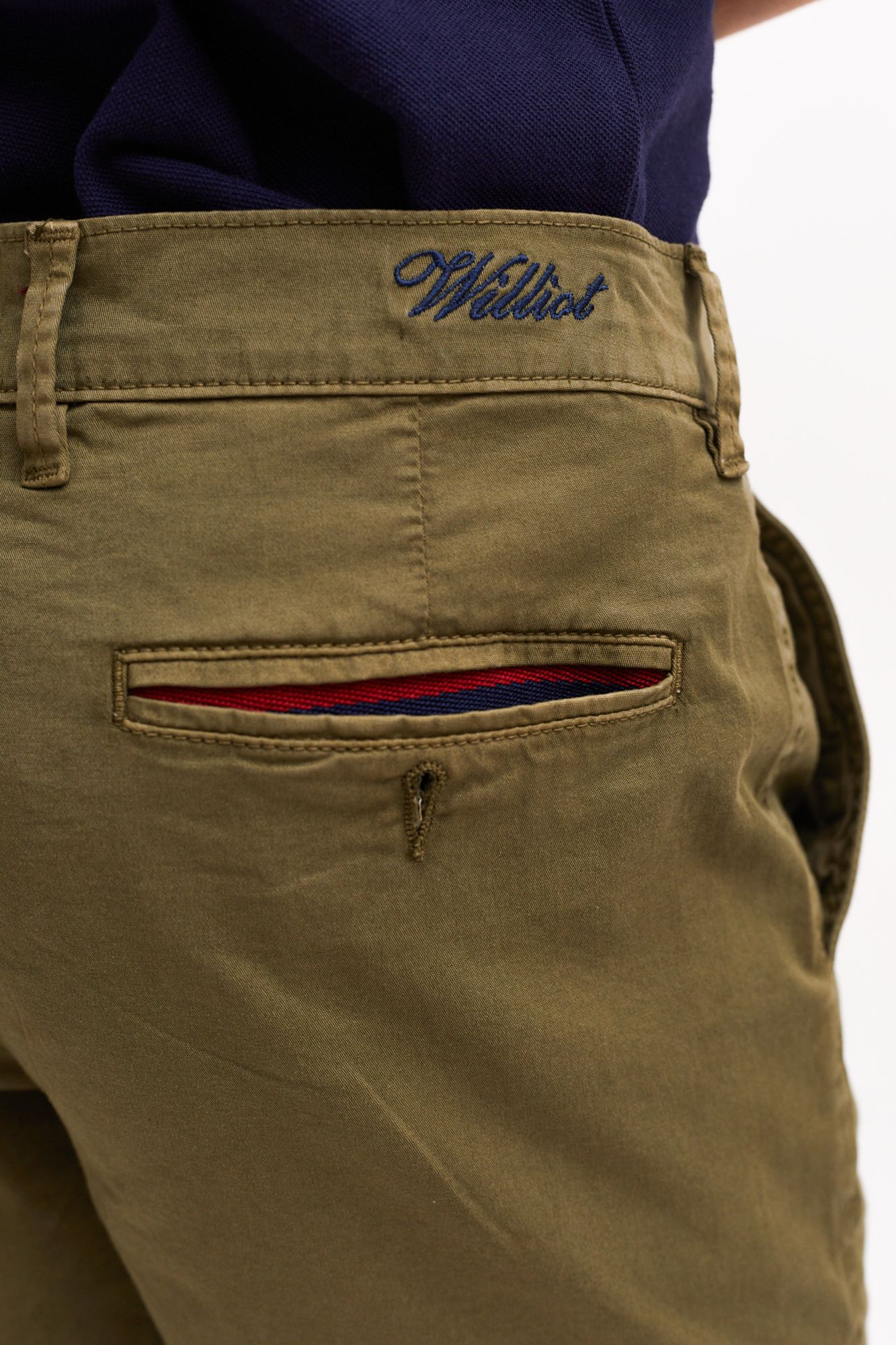 Bermuda Chino Kaki