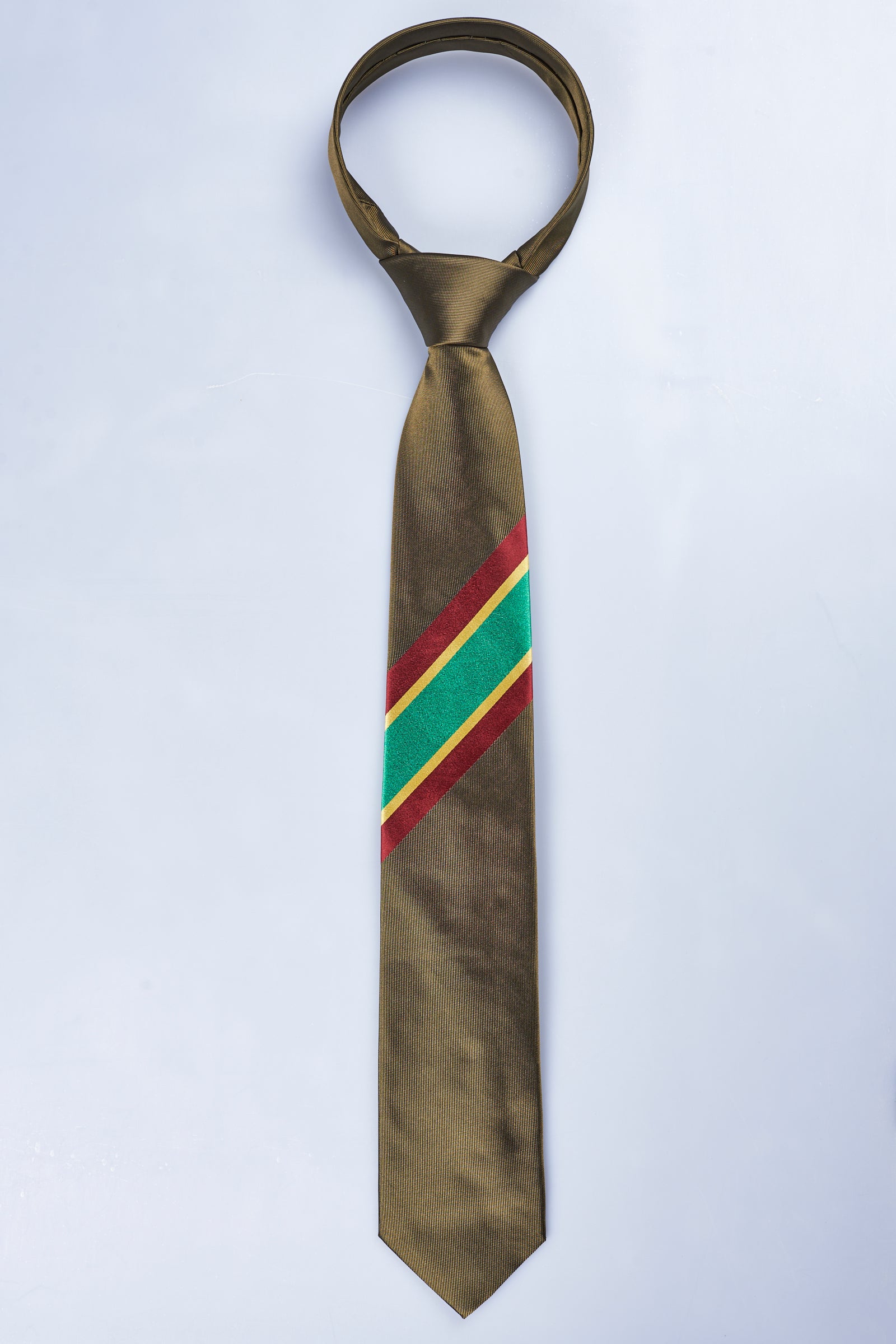 Corbata Oliva Franja Tricolor